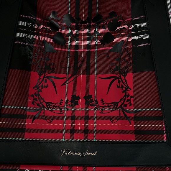❤️Victoria’s Secret ❤️shoulder bag - Picture 2 of 5